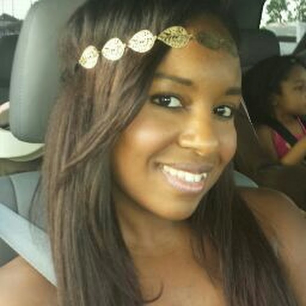 Meet your Posher, Felicia